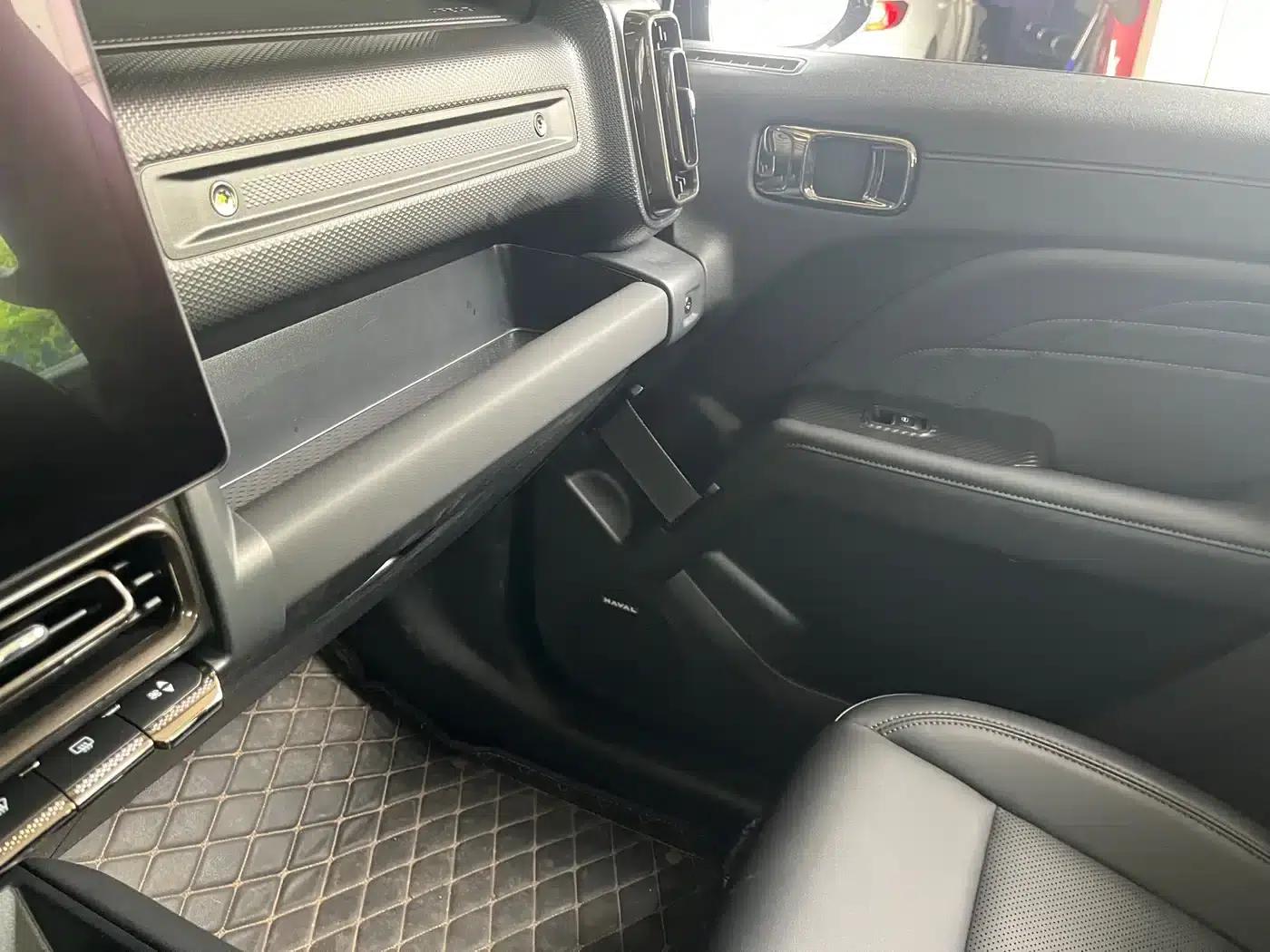Haval Raptor 2025 Fuel-Powered 2.0T 4WD Ultra — миниатюра 15