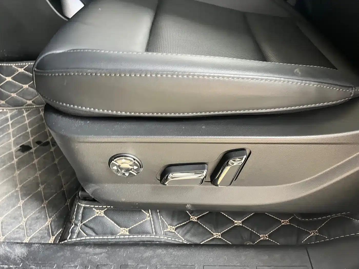Haval Raptor 2025 Fuel-Powered 2.0T 4WD Ultra — миниатюра 17