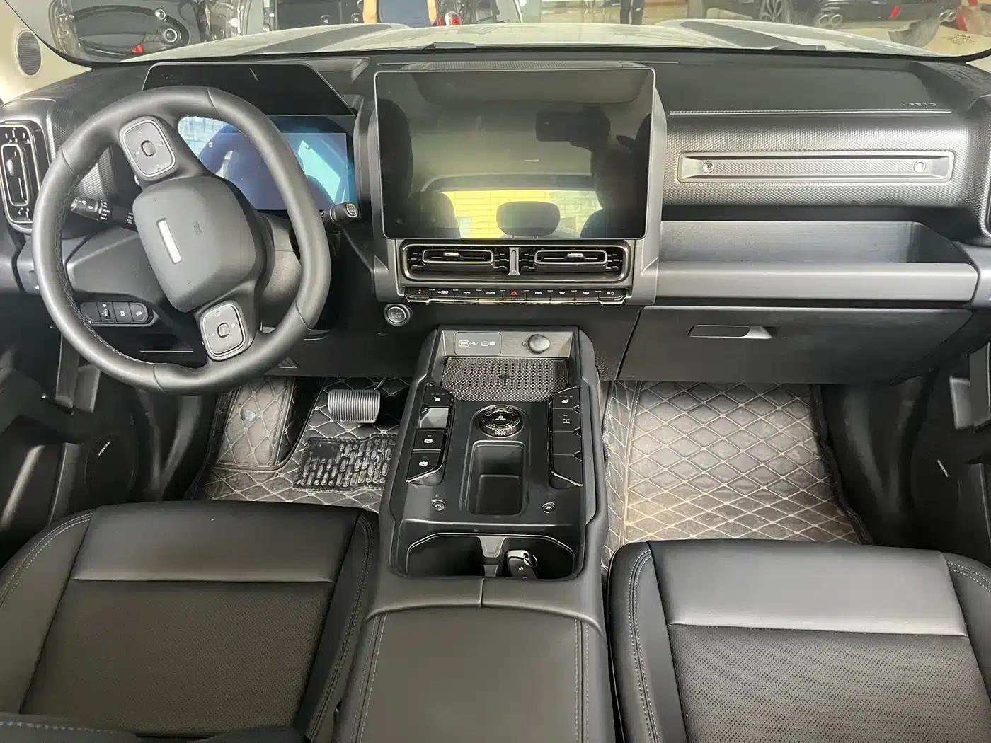 Haval Raptor 2025 Fuel-Powered 2.0T 4WD Ultra — миниатюра 24