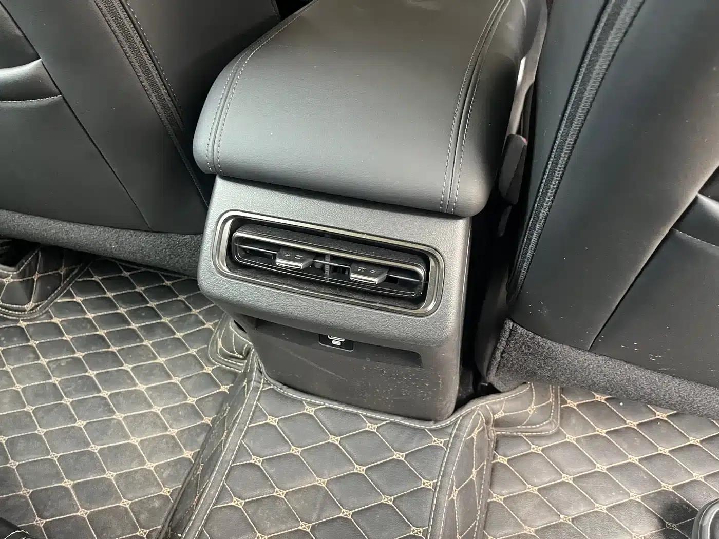 Haval Raptor 2025 Fuel-Powered 2.0T 4WD Ultra — миниатюра 28
