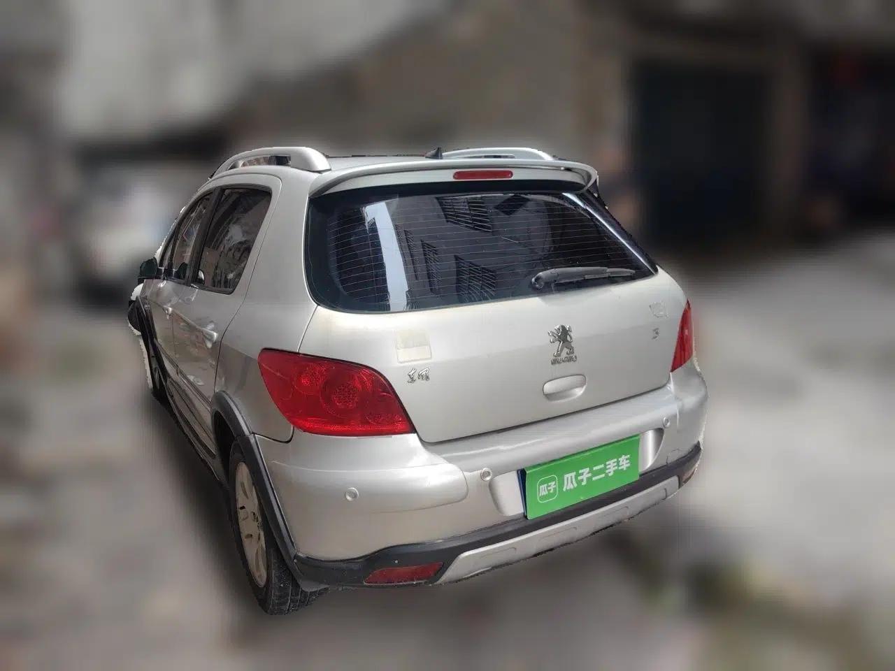 Peugeot 307 2012 1.6L Automatic CROSS — миниатюра 4