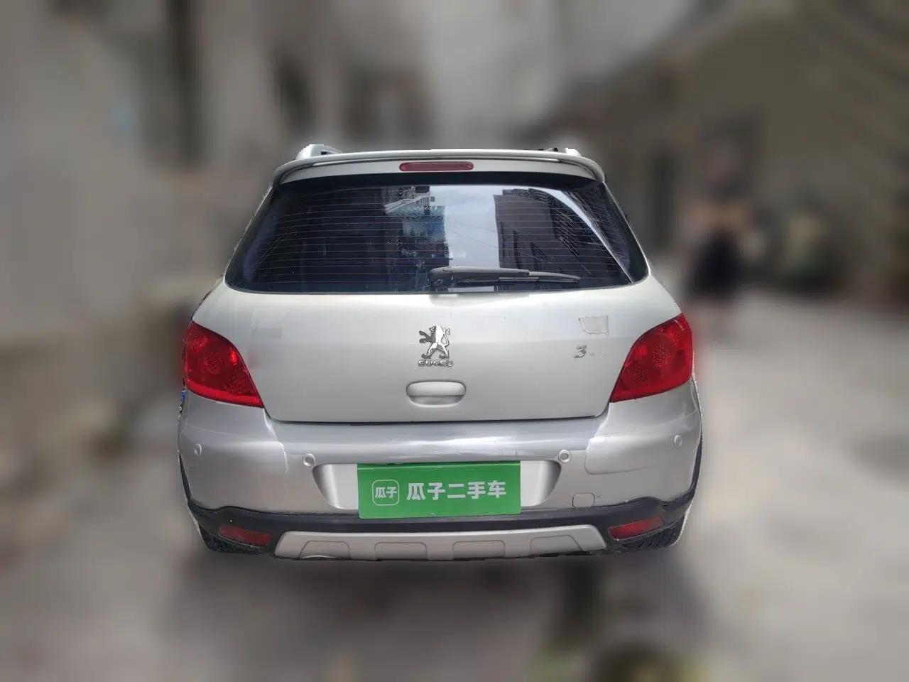 Peugeot 307 2012 1.6L Automatic CROSS — миниатюра 5