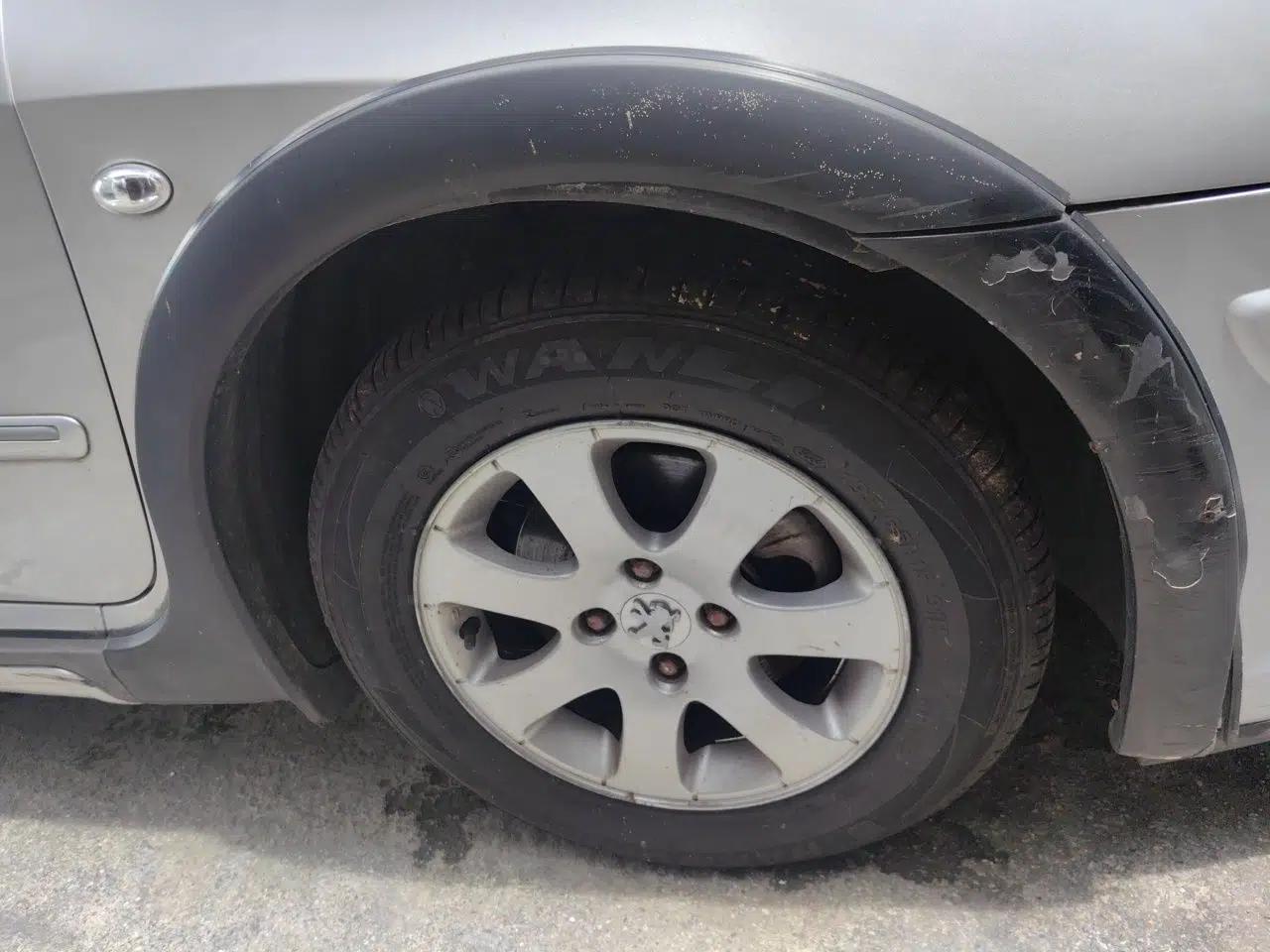 Peugeot 307 2012 1.6L Automatic CROSS — миниатюра 8