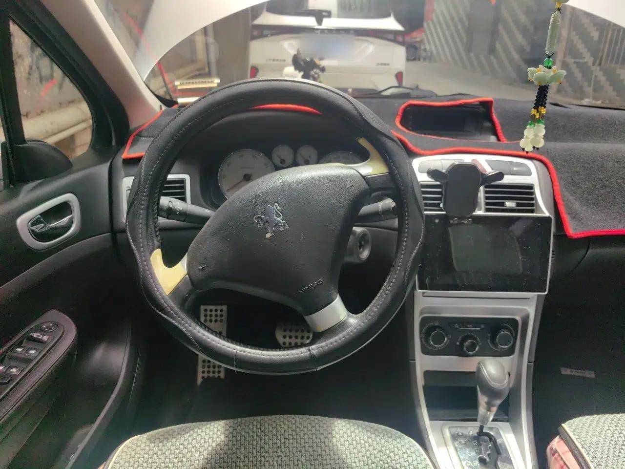 Peugeot 307 2012 1.6L Automatic CROSS — миниатюра 10