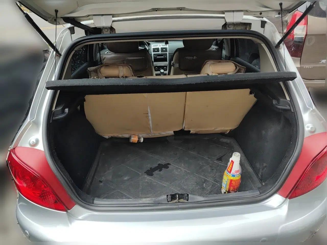 Peugeot 307 2013 1.6L Automatic CROSS — миниатюра 19