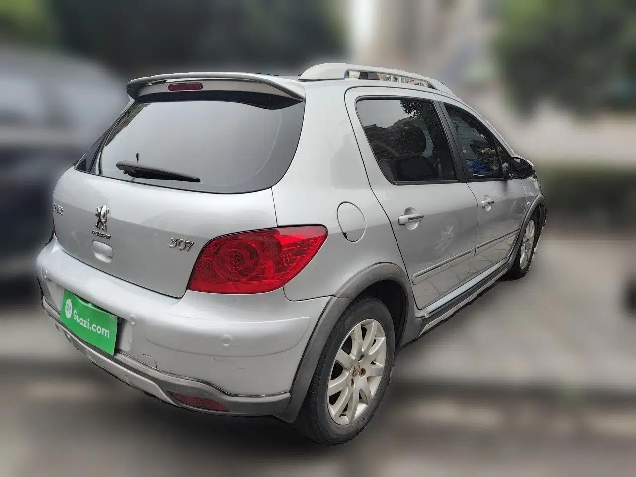 Peugeot 307 2013 1.6L Automatic CROSS — миниатюра 6