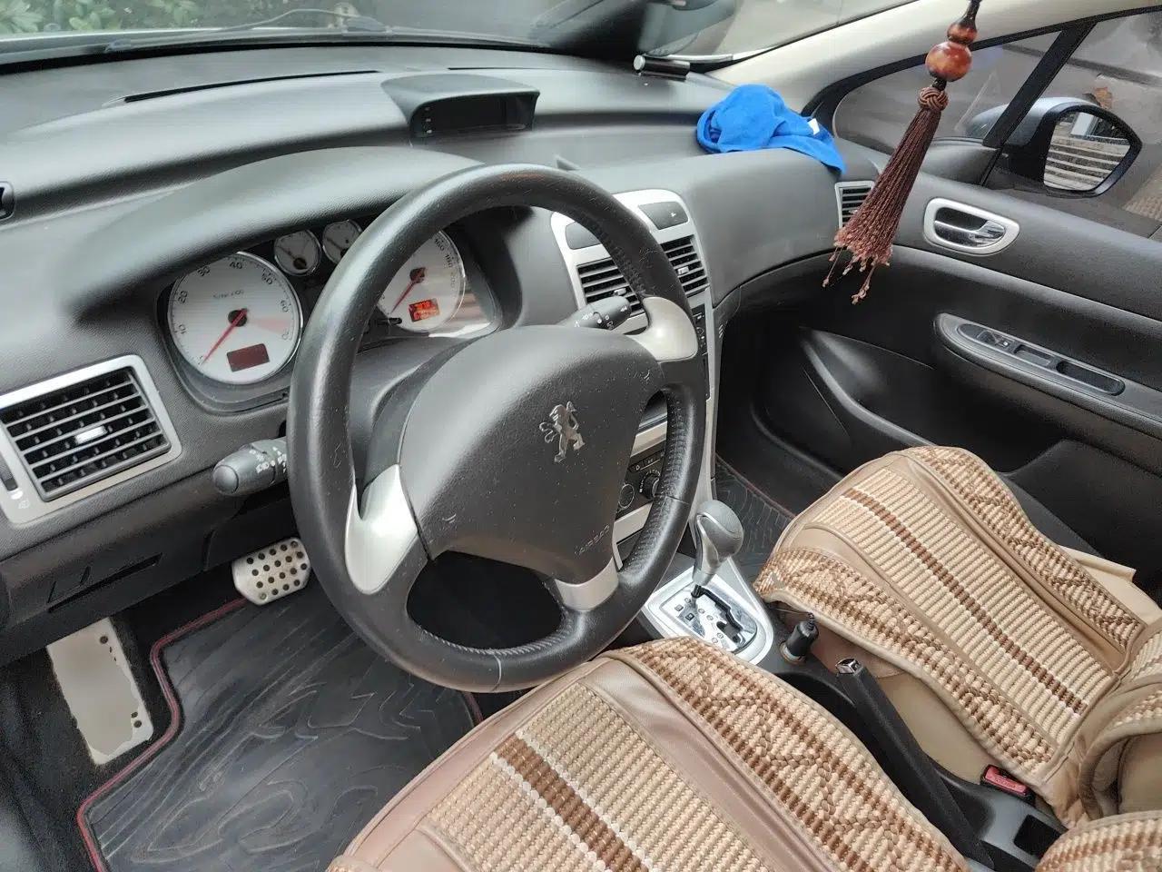 Peugeot 307 2013 1.6L Automatic CROSS — миниатюра 10