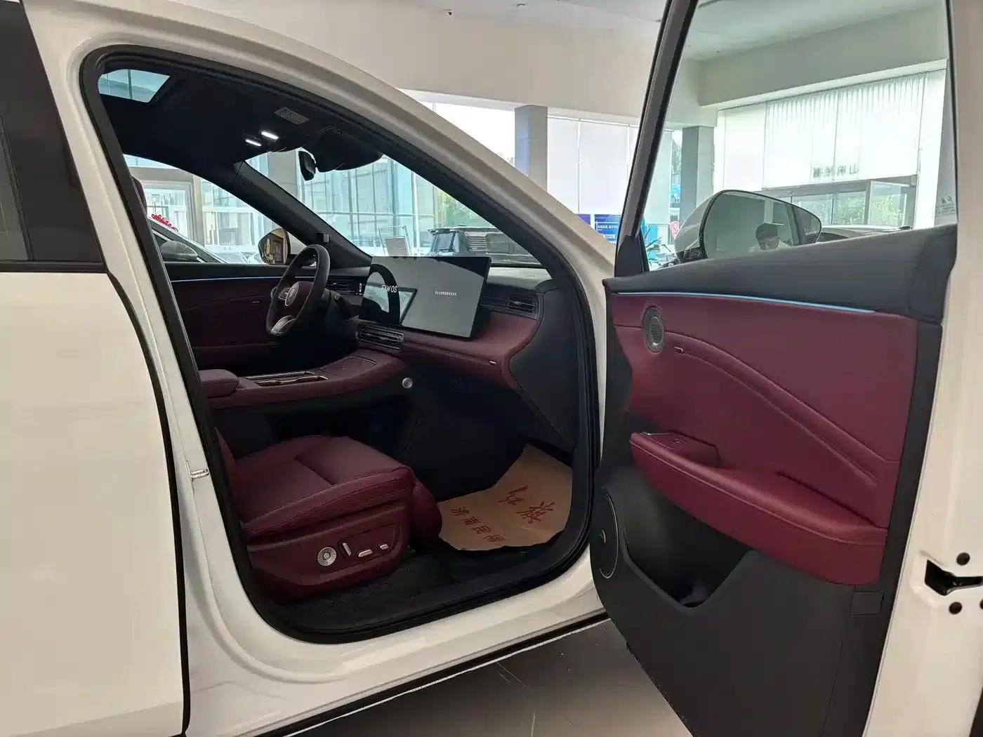 Hongqi HS6 PHEV 2026 Model 240 Intelligent Hybrid — миниатюра 7
