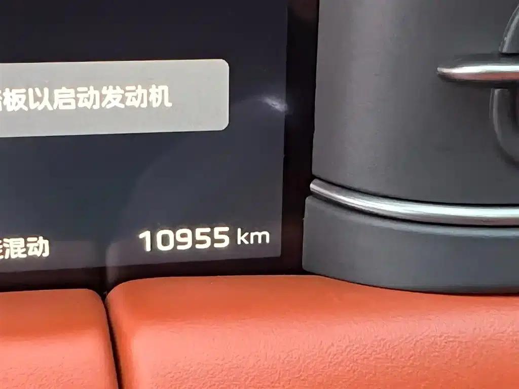 Hongqi HS6 PHEV 2026 Model 145 Intelligent Hybrid — миниатюра 14