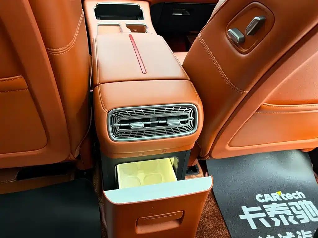 Hongqi HS6 PHEV 2026 Model 145 Intelligent Hybrid — миниатюра 26