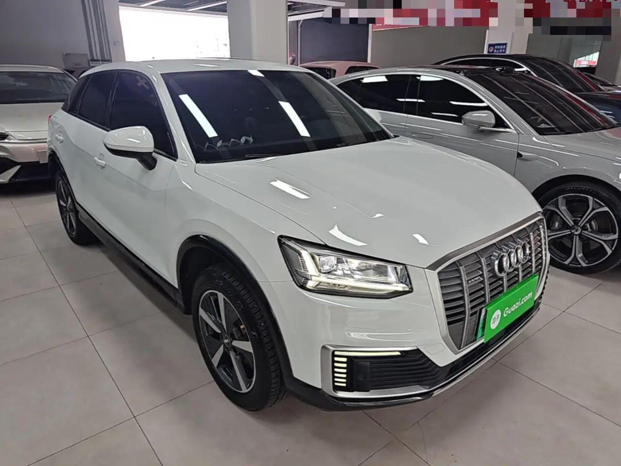 Audi Q2L e-tron 2019 Q2L e-tron Pure Electric Smart Style — миниатюра 3