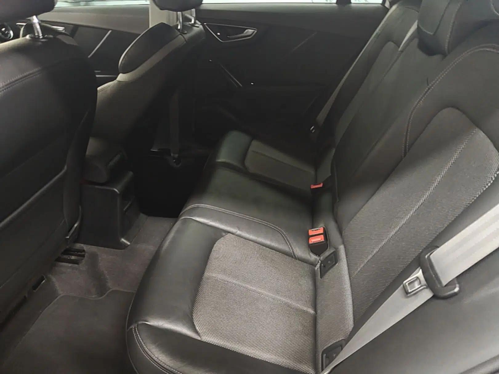 Audi Q2L e-tron 2019 Q2L e-tron Pure Electric Smart Style — миниатюра 25