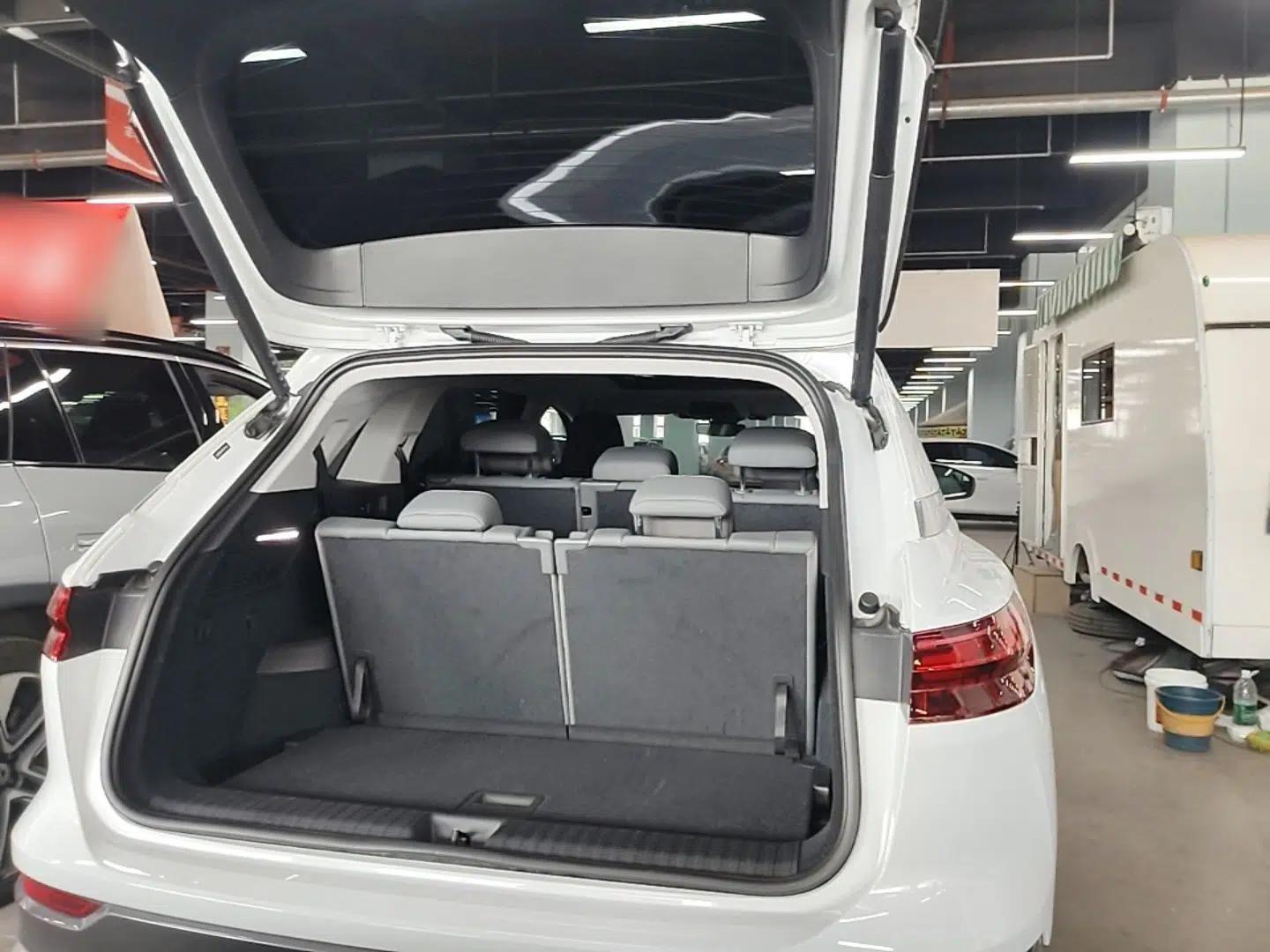 Audi Q5 e-tron 2023 40 e-tron Starry Edition Luxury Package — миниатюра 22