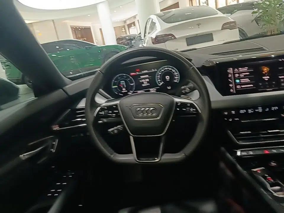 Audi e-tron GT 2023 Basic Model — миниатюра 18