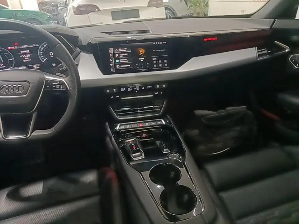 Audi e-tron GT 2023 Basic Model — миниатюра 20