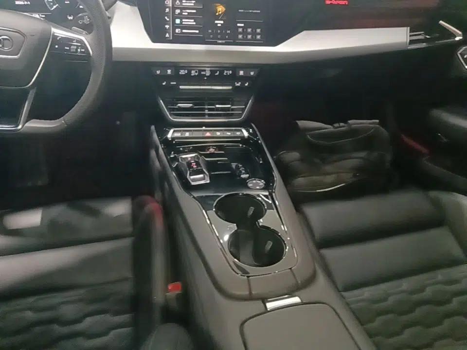 Audi e-tron GT 2023 Basic Model — миниатюра 21