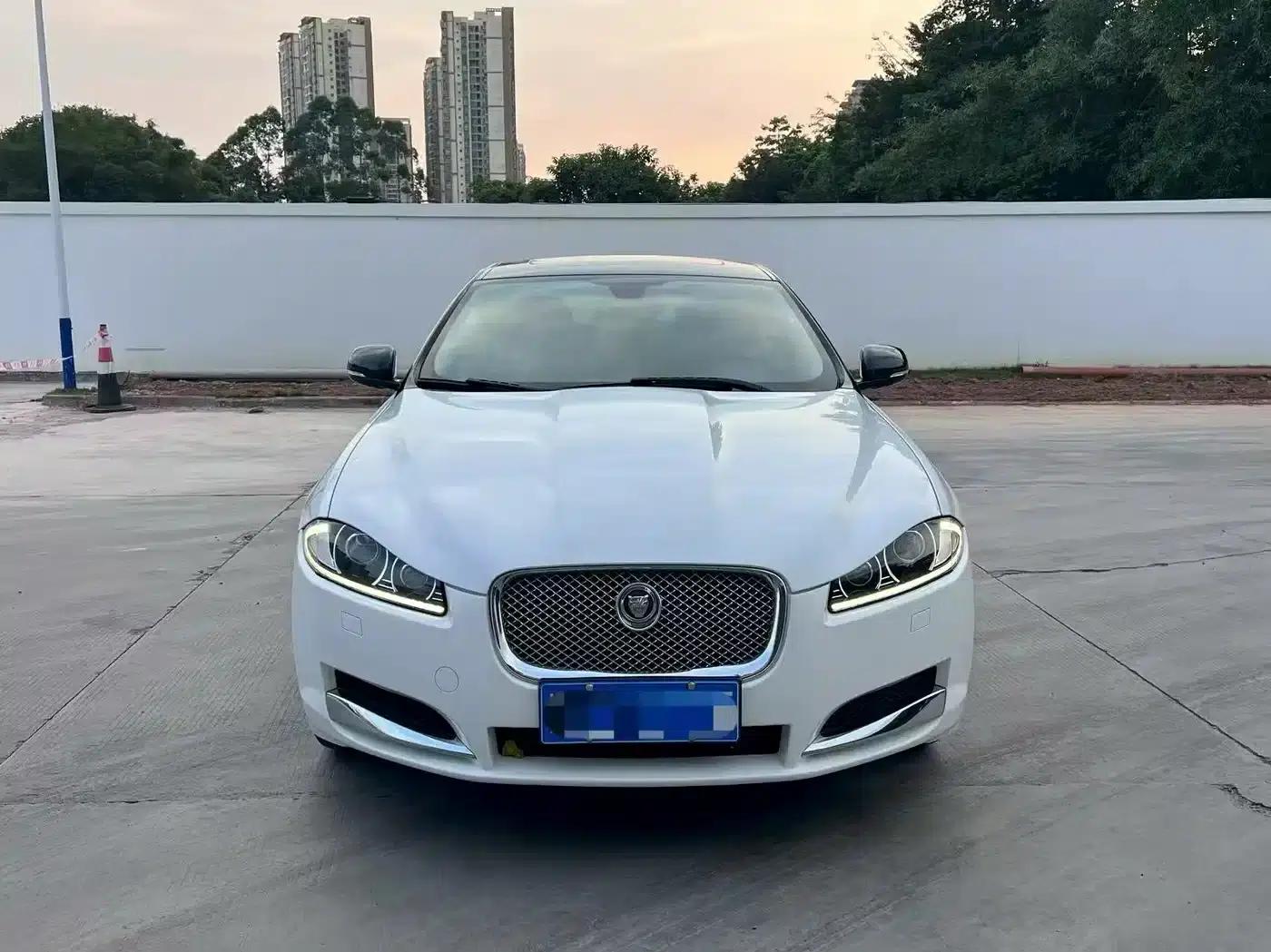 2014 Jaguar XF 2.0T Elegance Edition — миниатюра 2