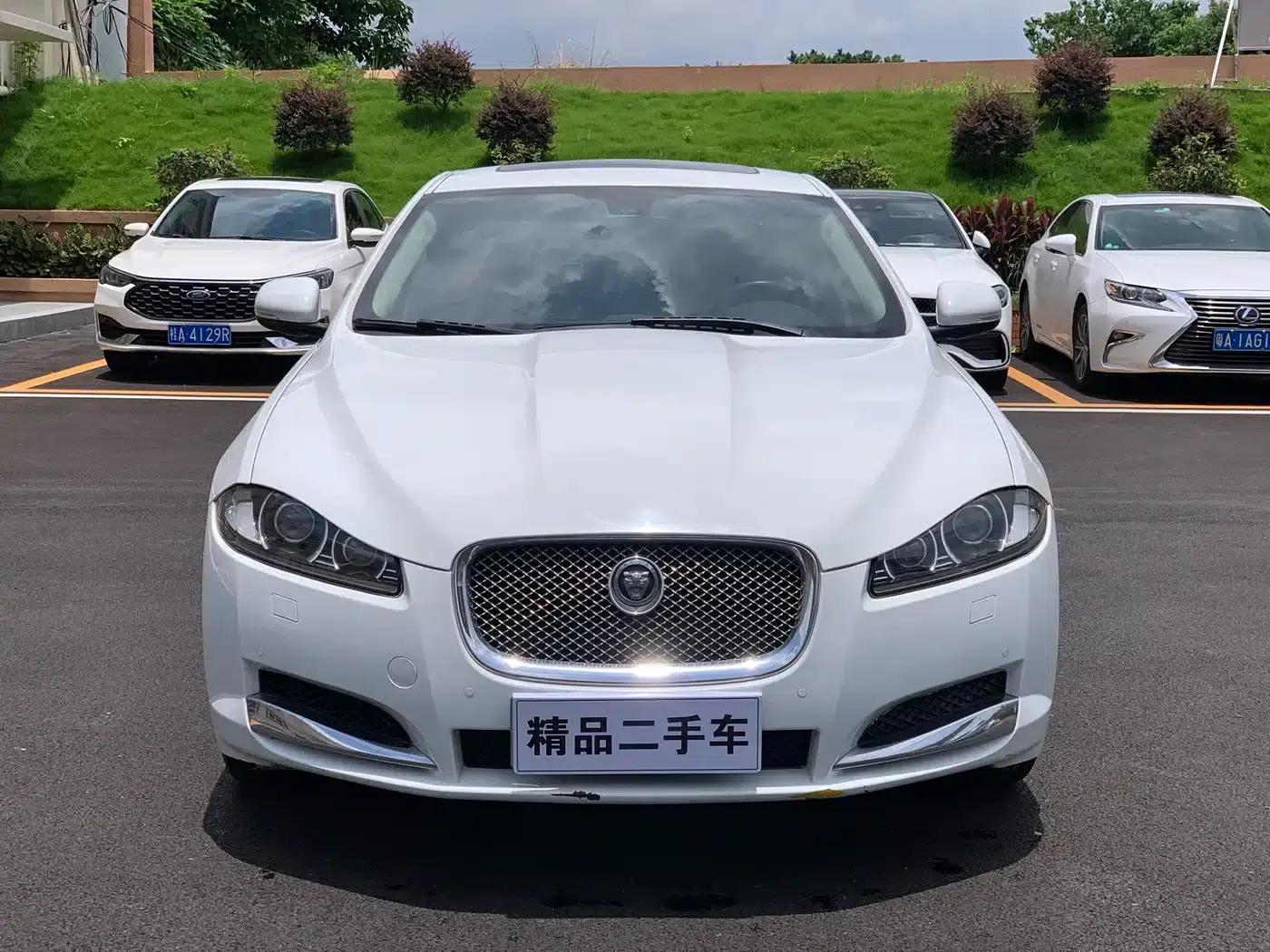 2013 Jaguar XF 2.0T Luxury Edition — миниатюра 2