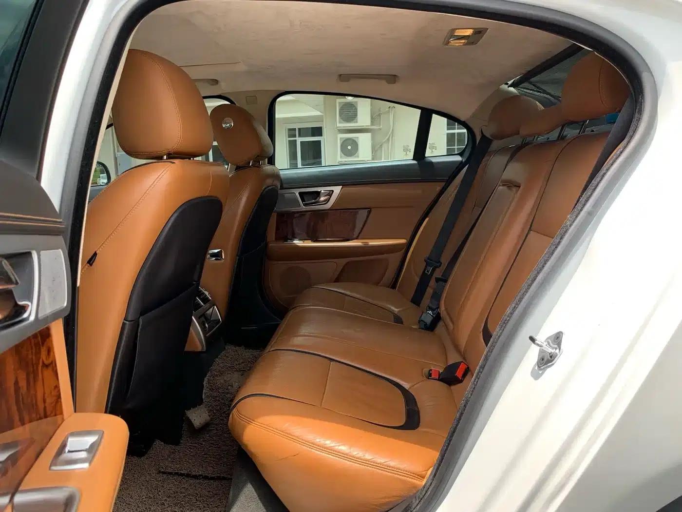 2013 Jaguar XF 2.0T Luxury Edition — миниатюра 14