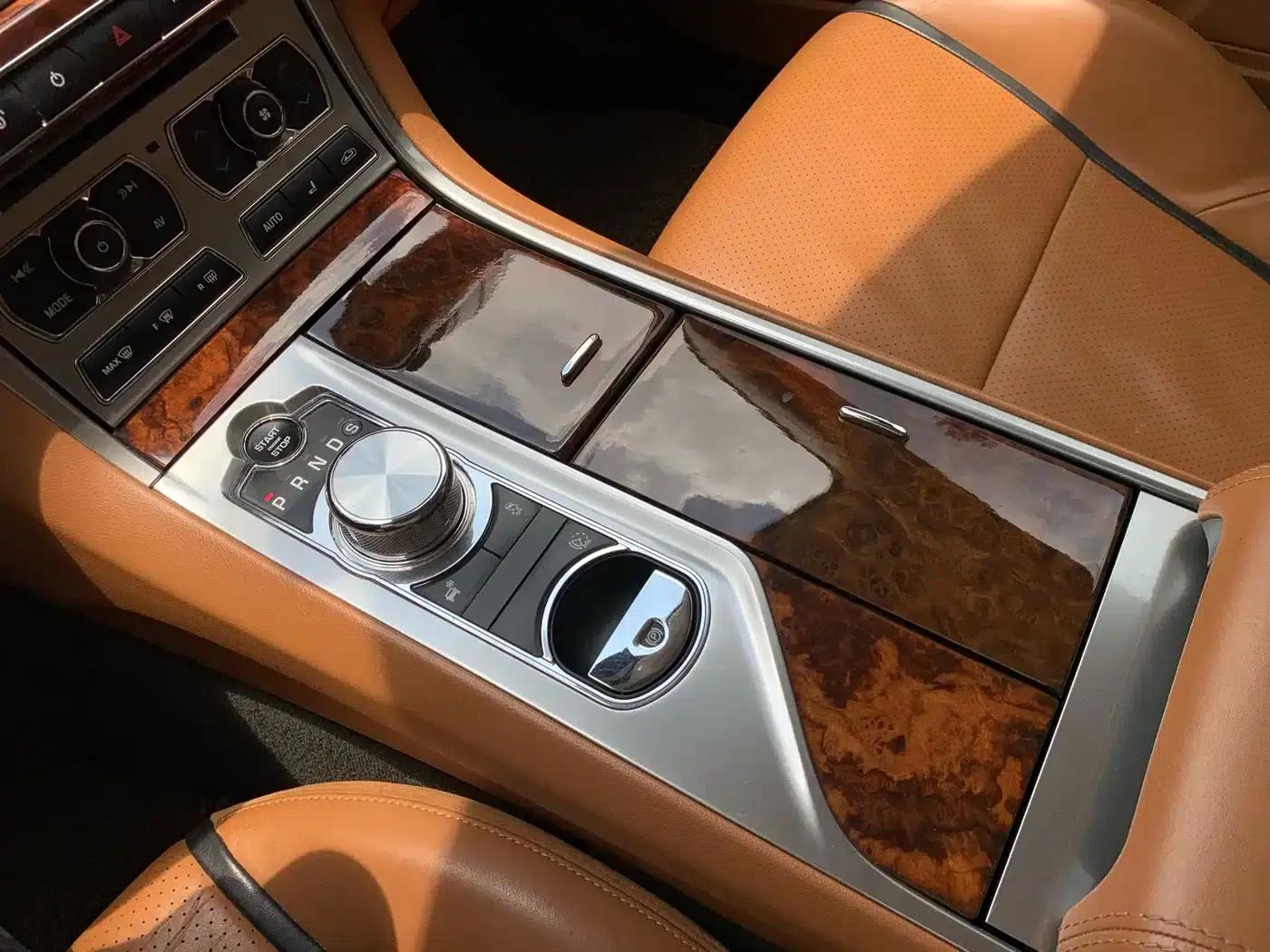 2013 Jaguar XF 2.0T Luxury Edition — миниатюра 20