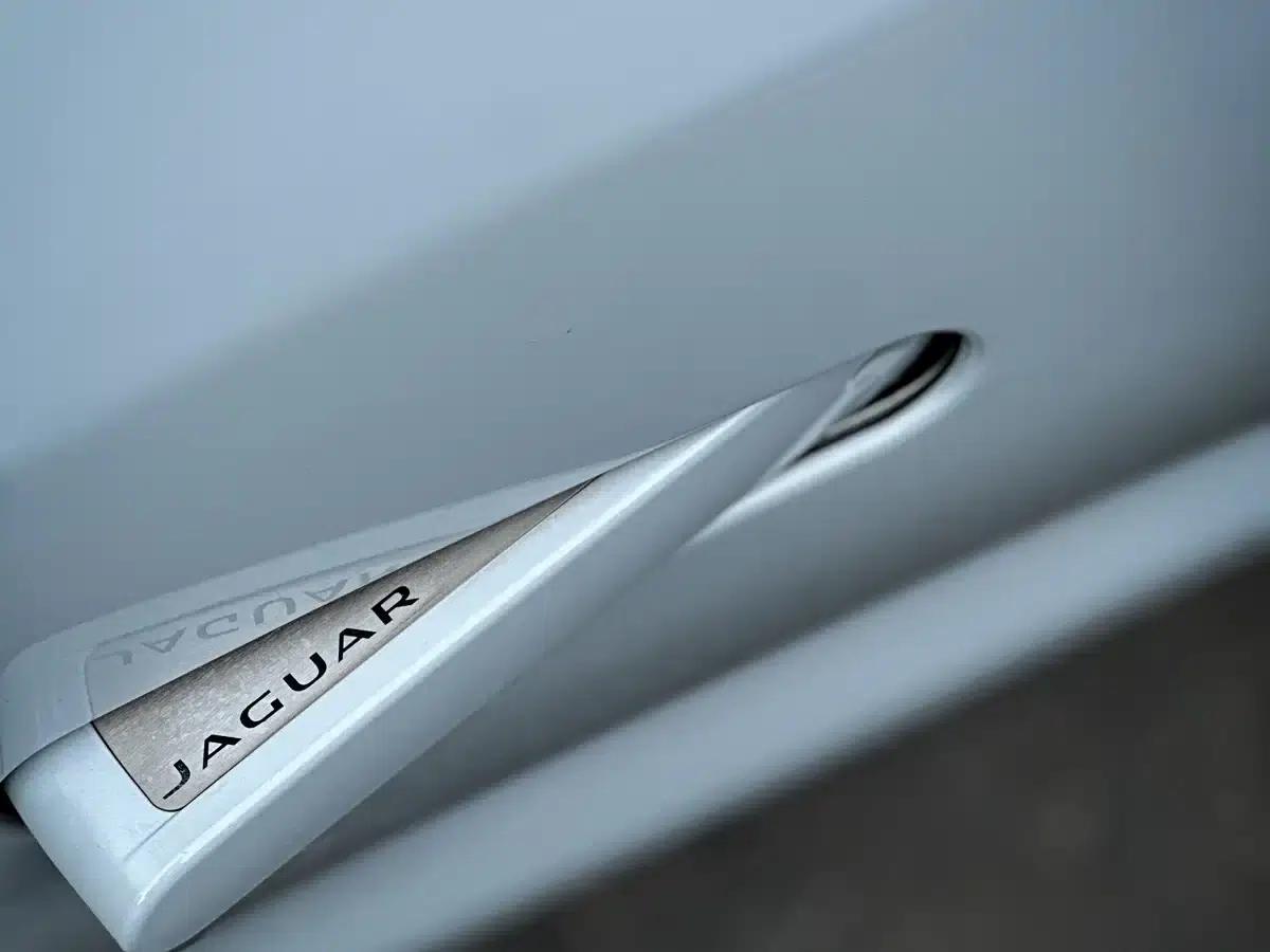 Jaguar F-TYPE 2018 3.0 SC Hardtop — миниатюра 10