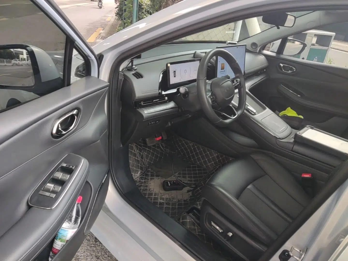 AION S MAX 2024 70 Star Edition 54.6 kWh — миниатюра 23