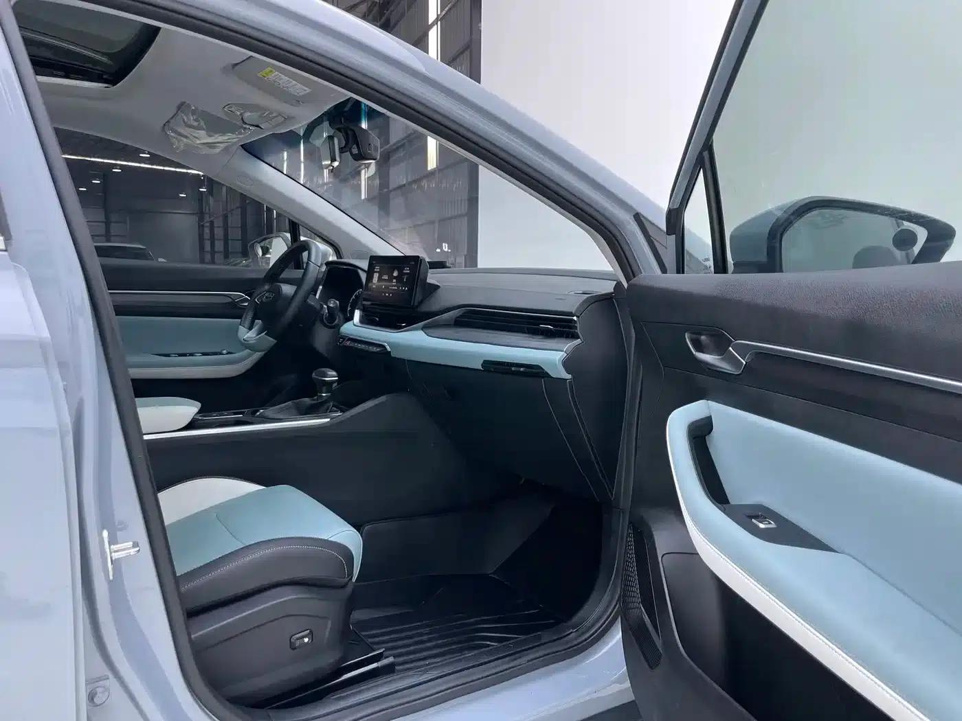 Geely Emgrand S 2022 1.4T CVT Crossover Player Edition — миниатюра 25
