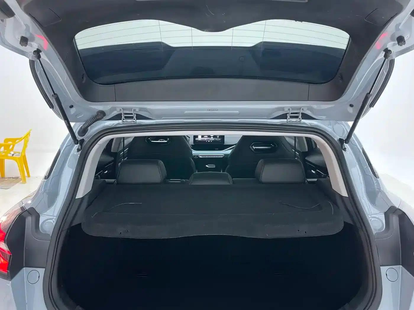 Geely Emgrand S 2022 1.4T CVT Crossover Player Edition — миниатюра 32