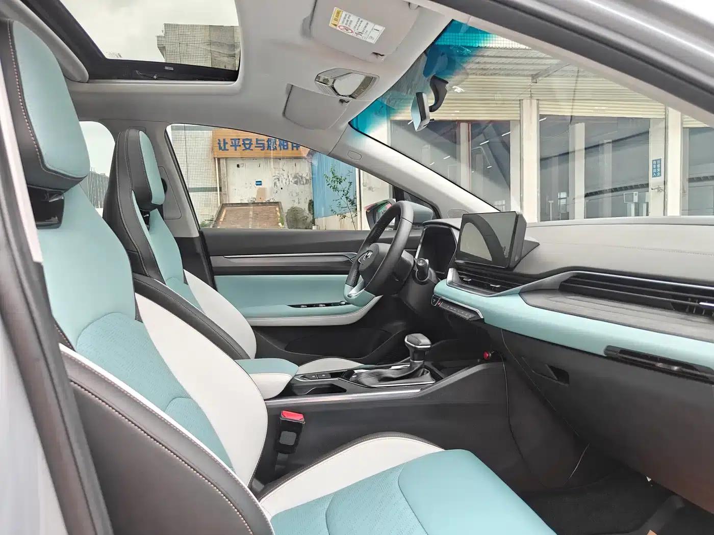 Geely Emgrand S 2022 1.4T CVT Crossover Player Edition — миниатюра 12