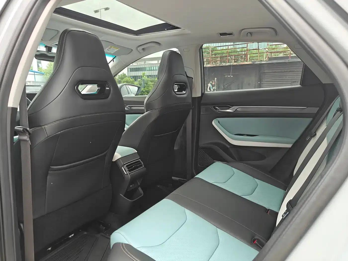 Geely Emgrand S 2022 1.4T CVT Crossover Player Edition — миниатюра 10