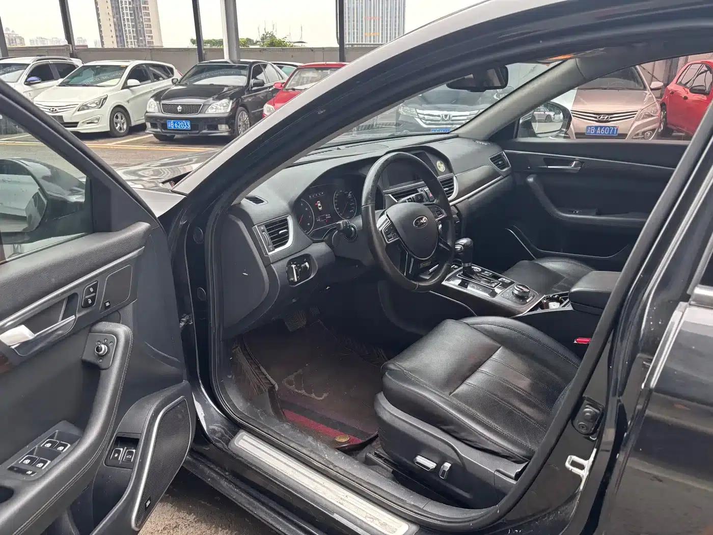 Refine A60 2017 1.5TGDI Automatic Luxury Edition — миниатюра 4