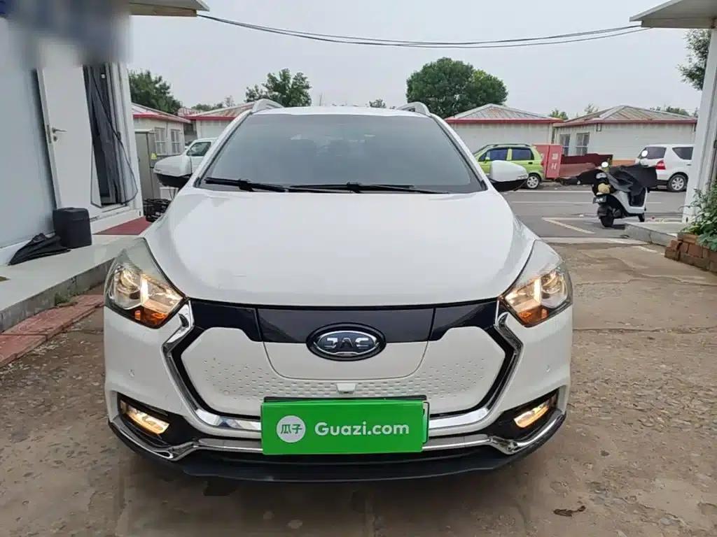JAC iEV7S 2019 Luxury Intelligent Premium Edition — миниатюра 3