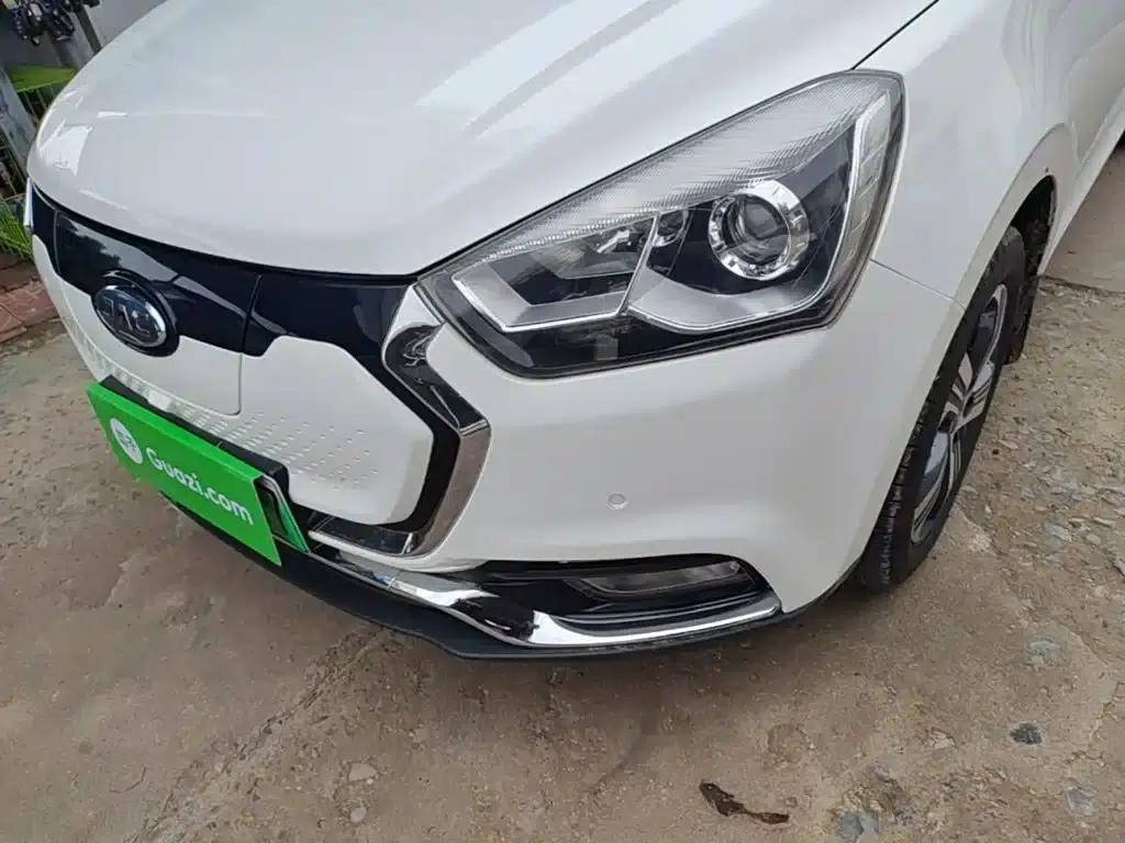 JAC iEV7S 2019 Luxury Intelligent Premium Edition — миниатюра 24