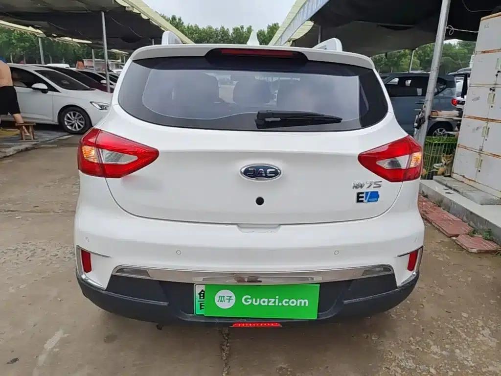 JAC iEV7S 2019 Luxury Intelligent Premium Edition — миниатюра 6