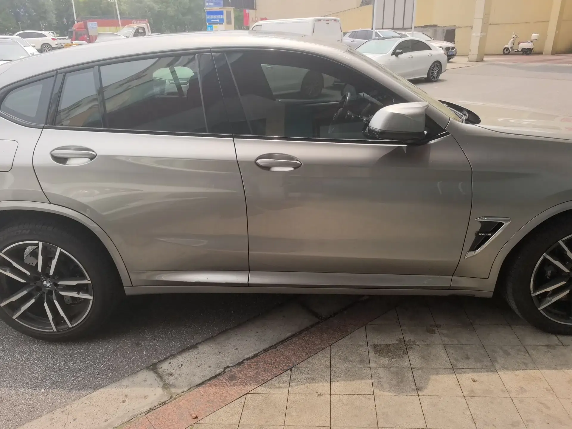 BMW X4 M 2019 X4 M — миниатюра 6