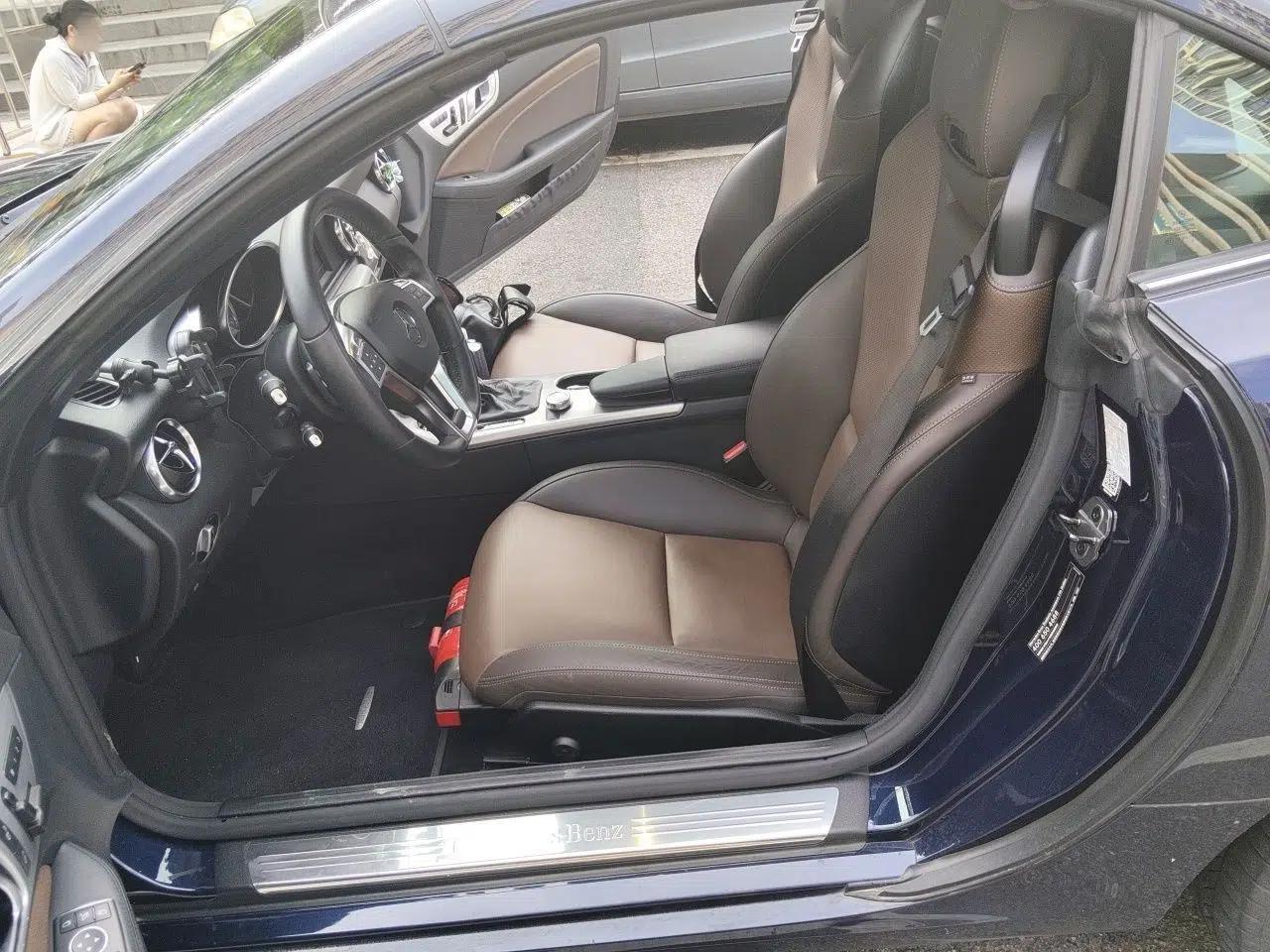Mercedes-Benz SLK-Class 2011 SLK 200 Fashion Model — миниатюра 15