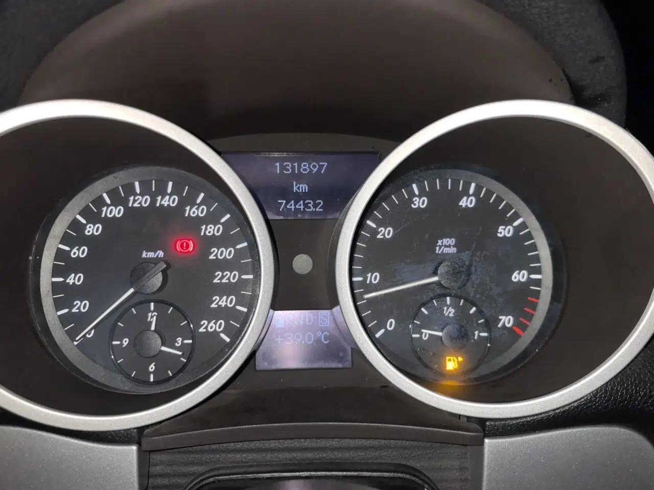 Mercedes-Benz SLK-Class 2008 SLK 200K PASSION — миниатюра 11