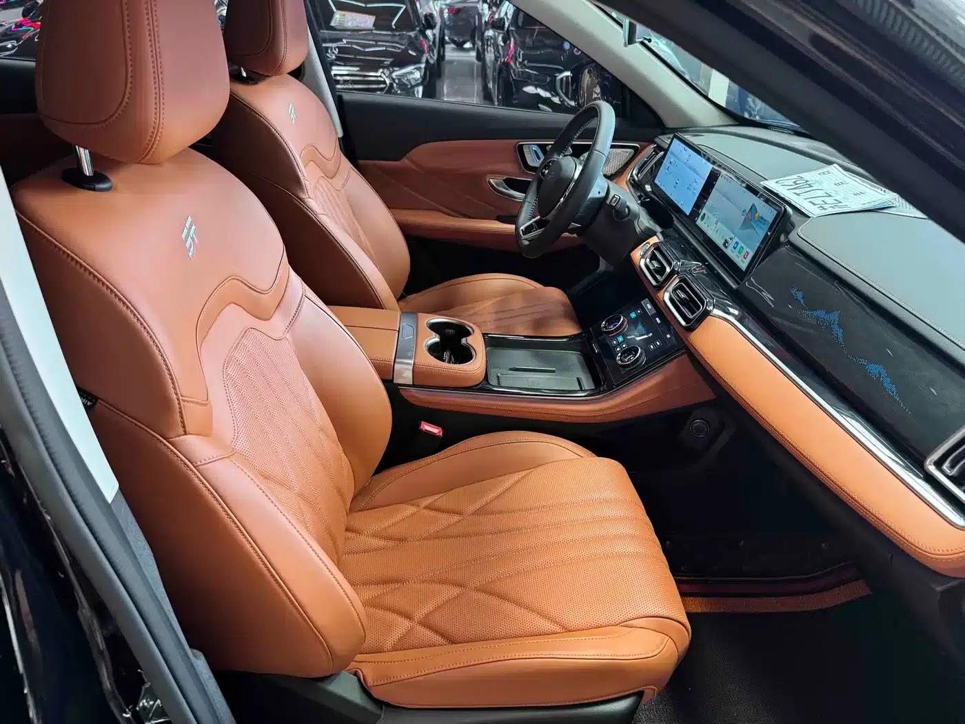 Jetour X70 C-DM 2024 Long-Range PRO+ 7-Seater — миниатюра 10