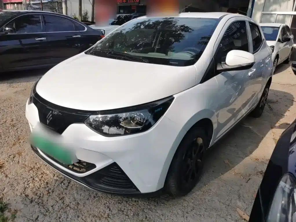 Yizhi EV2 2023 Auspicious Edition 201km Comfort Model — миниатюра 2