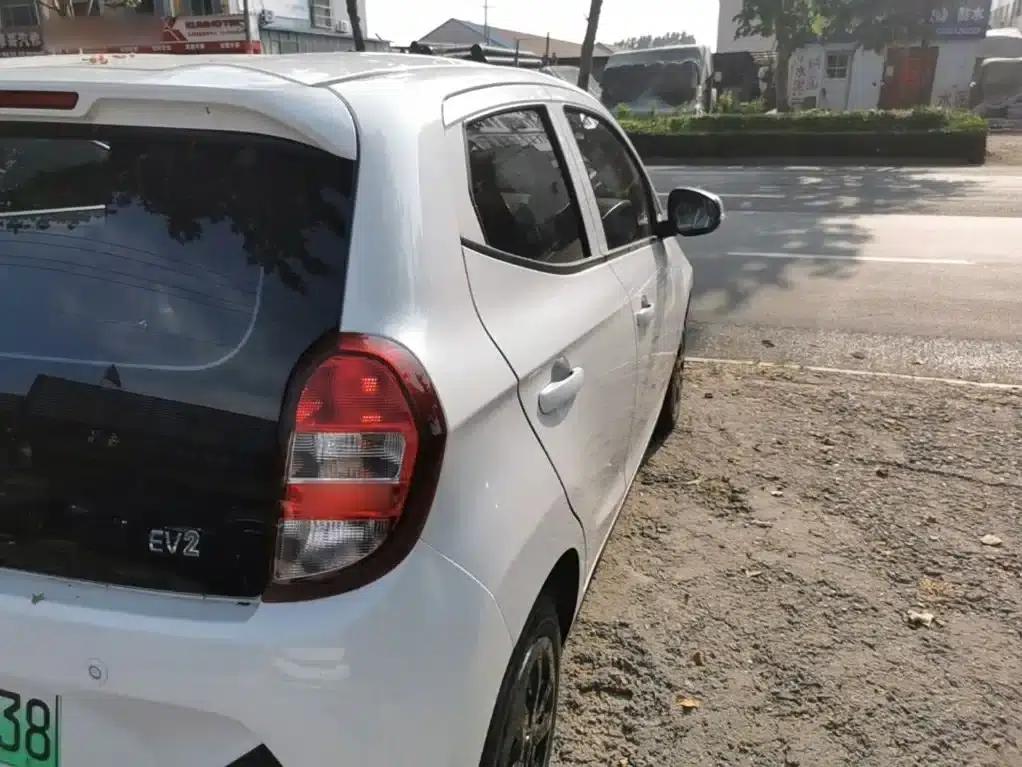 Yizhi EV2 2023 Auspicious Edition 201km Comfort Model — миниатюра 8