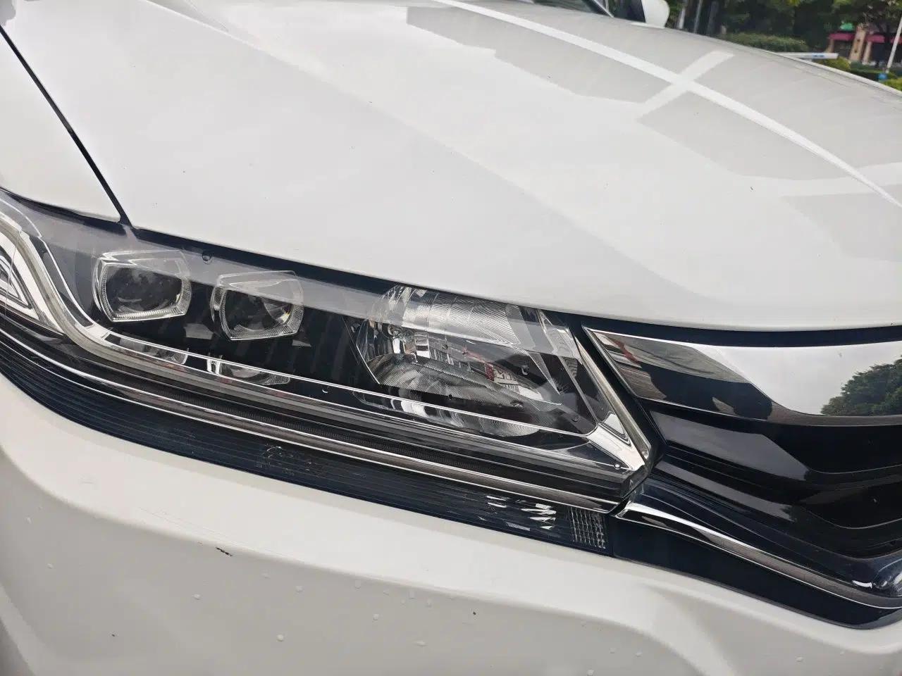 Honda Spirior 2015 2.0L Collector's Edition — миниатюра 7