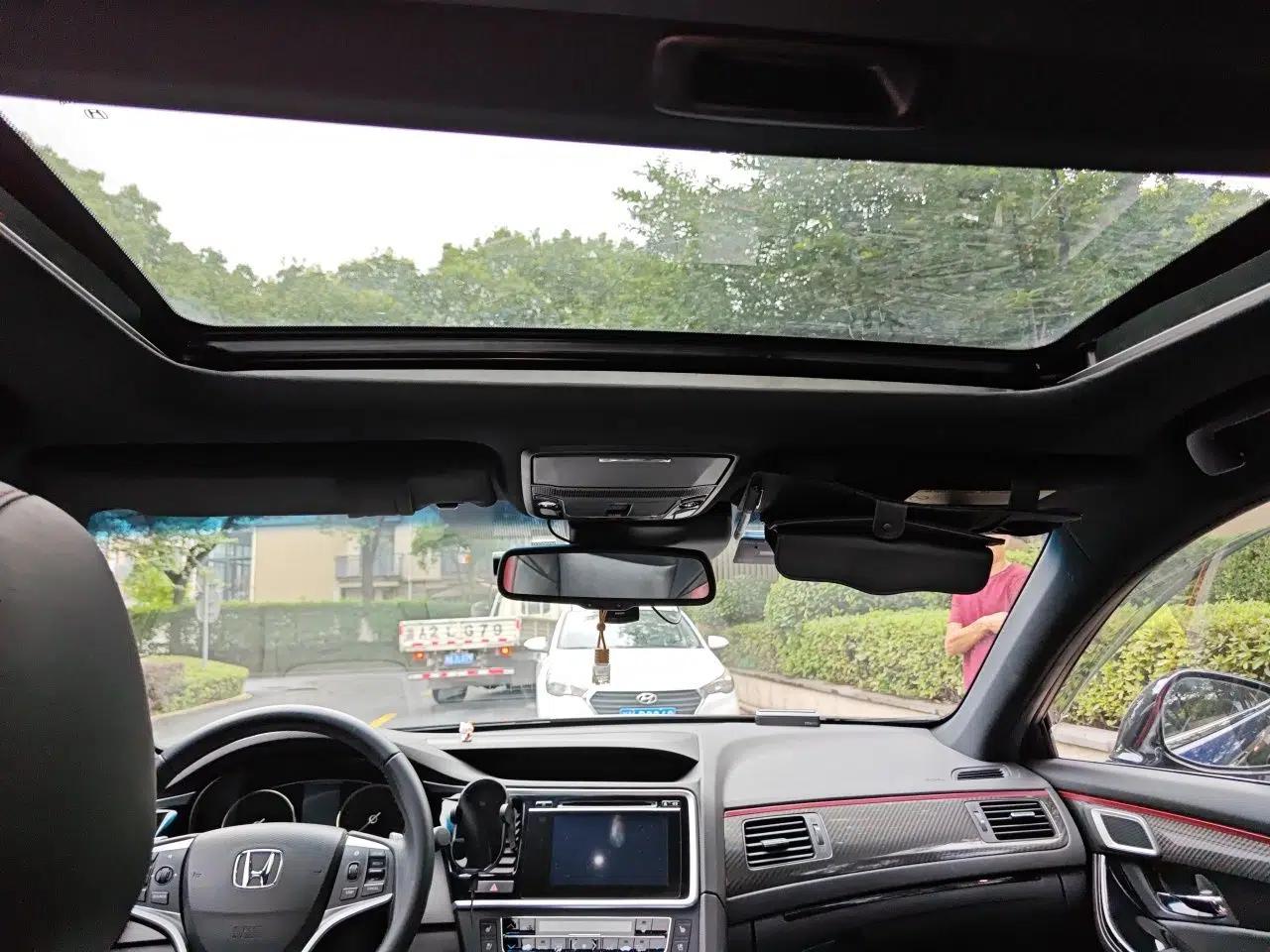 Honda Spirior 2015 2.4L Si — миниатюра 18