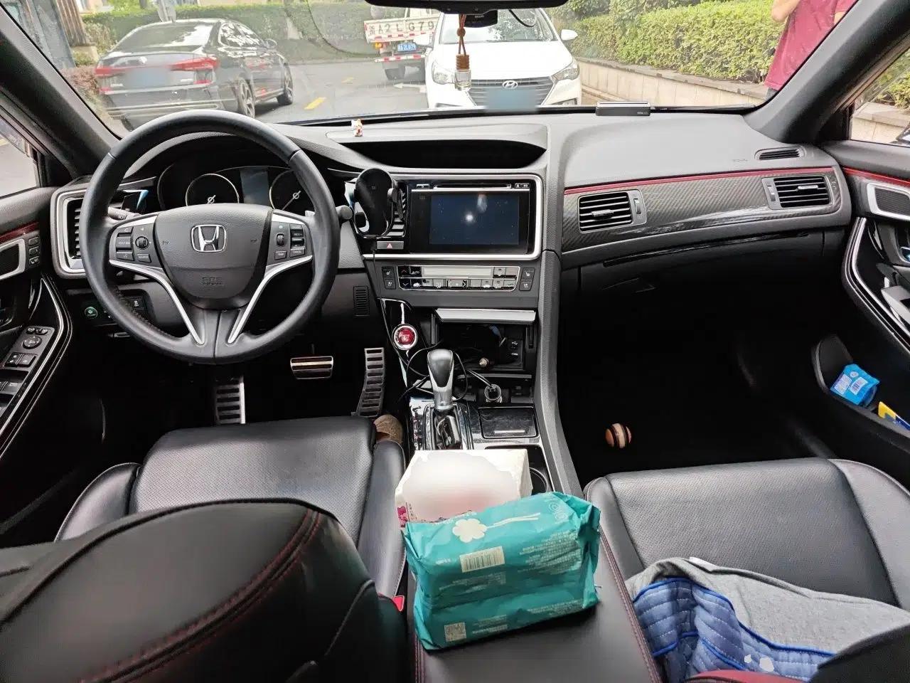 Honda Spirior 2015 2.4L Si — миниатюра 9