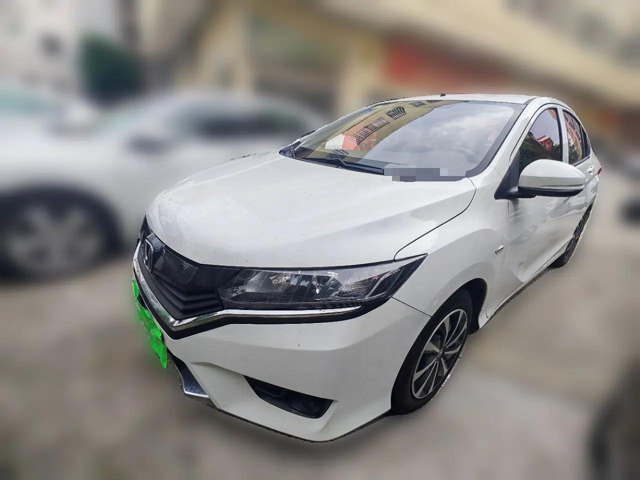 Honda Greiz 2016 1.5L CVT Classic Edition — миниатюра 1