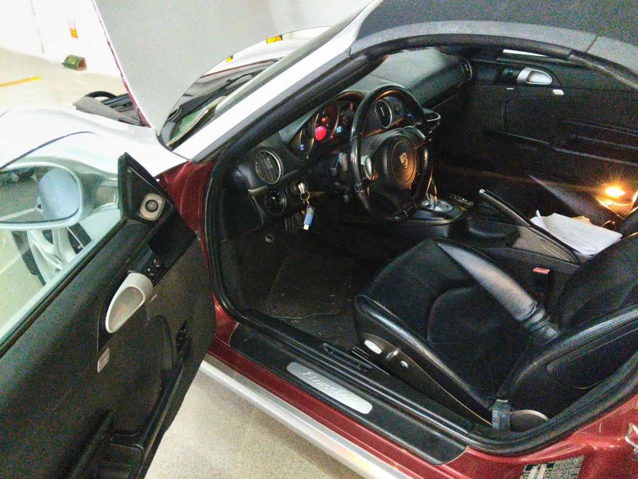 Porsche Boxster 2011 Boxster Black Edition 2.9L — миниатюра 16