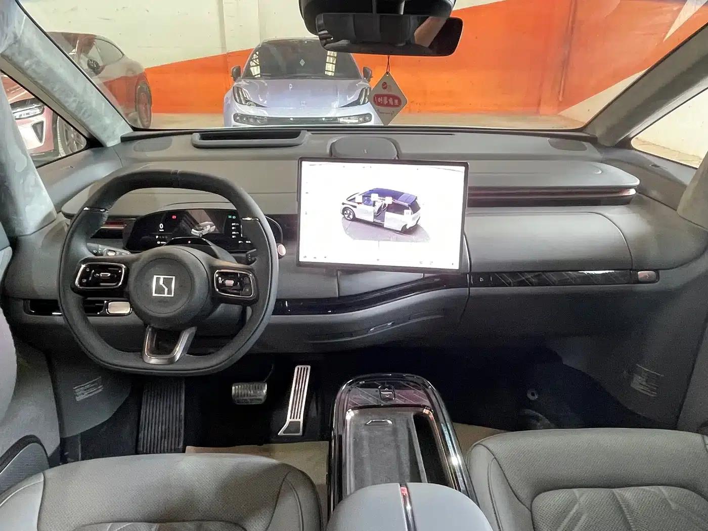 Jike MIX 2025 Long Range Intelligent Driving Edition — миниатюра 5