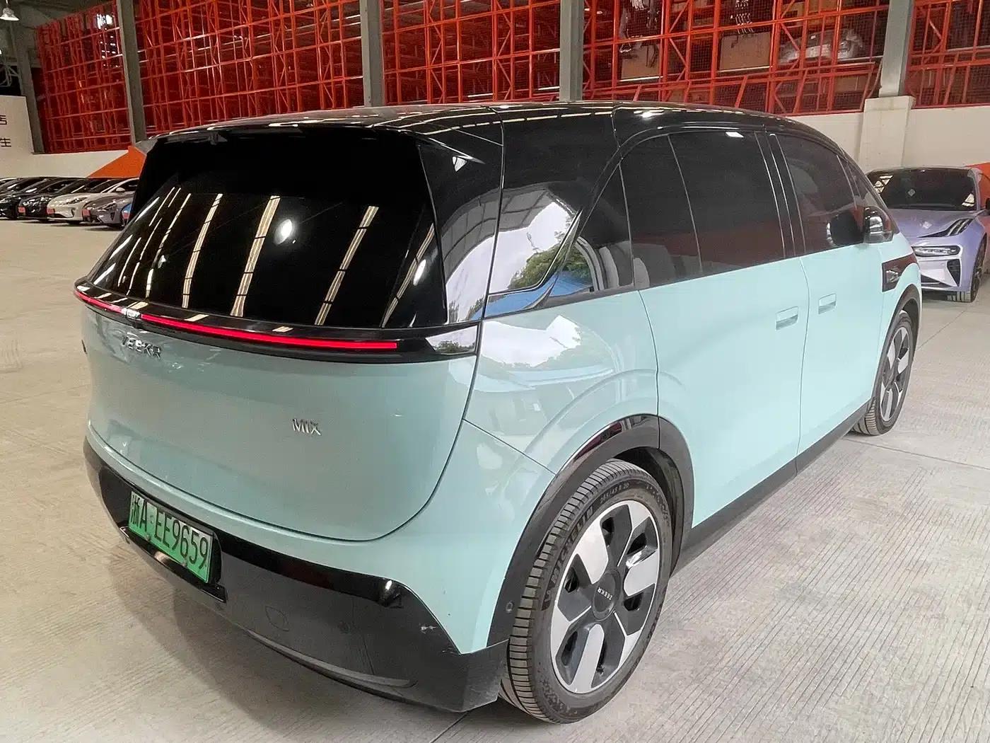 Jike MIX 2025 Long Range Intelligent Driving Edition — миниатюра 9