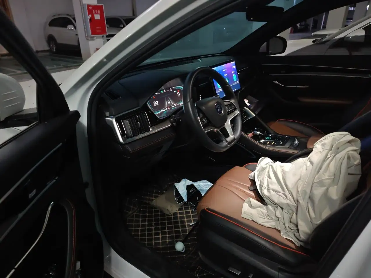 BYD Song PLUS 2020 1.5T Automatic Flagship Edition — миниатюра 16
