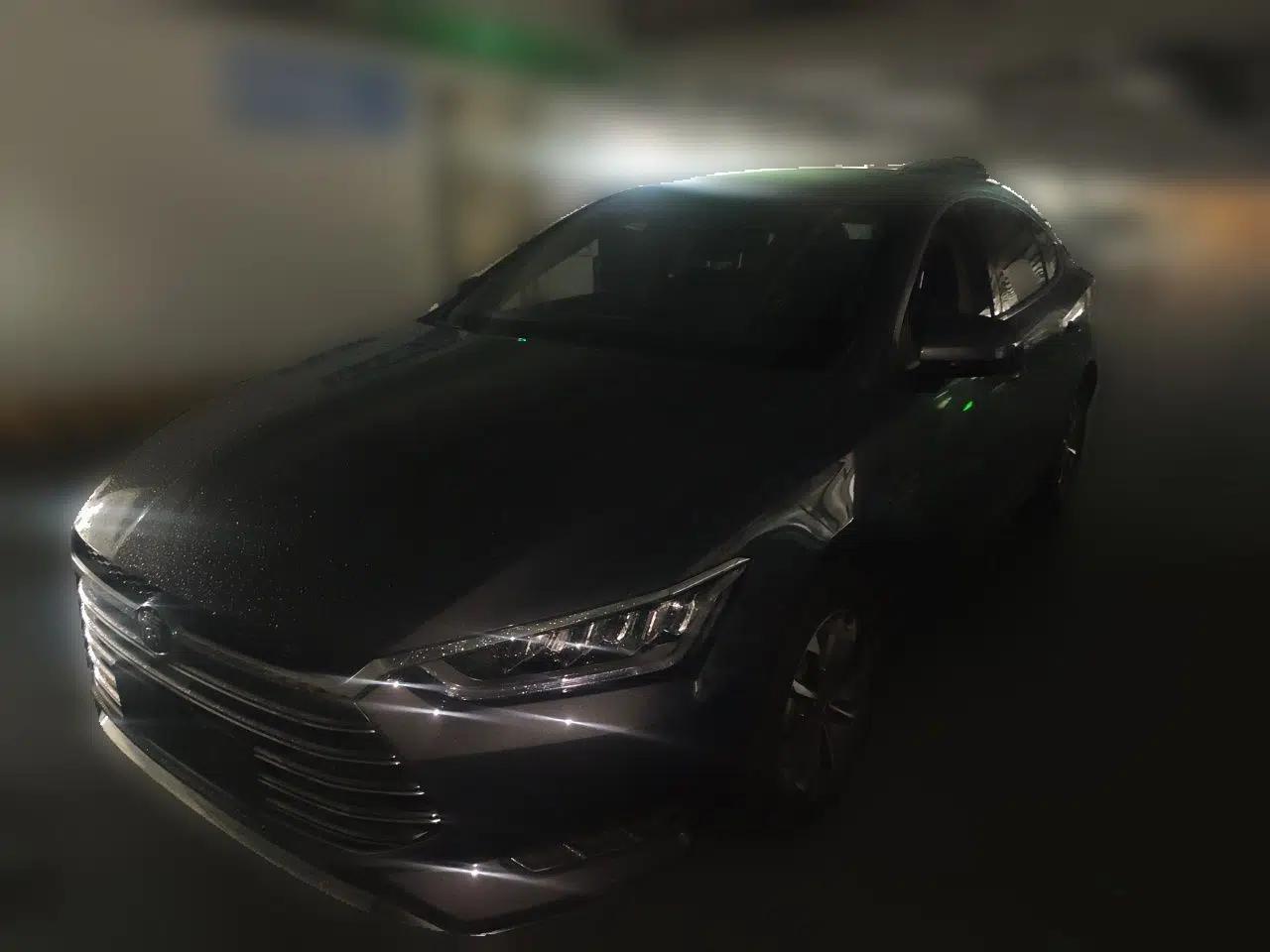 BYD Qin Pro New Energy 2019 DM Super Edition 1.5TI Automatic Smart Connect X-Trail Model China V Standard — миниатюра 1