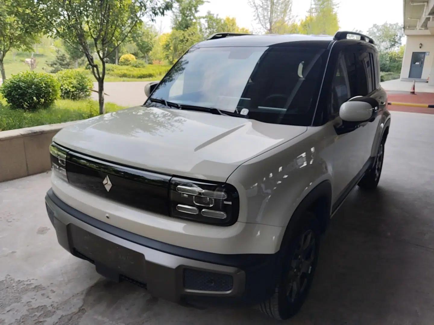 Baojun Spark EUV 2026 301km Flagship Edition — миниатюра 1